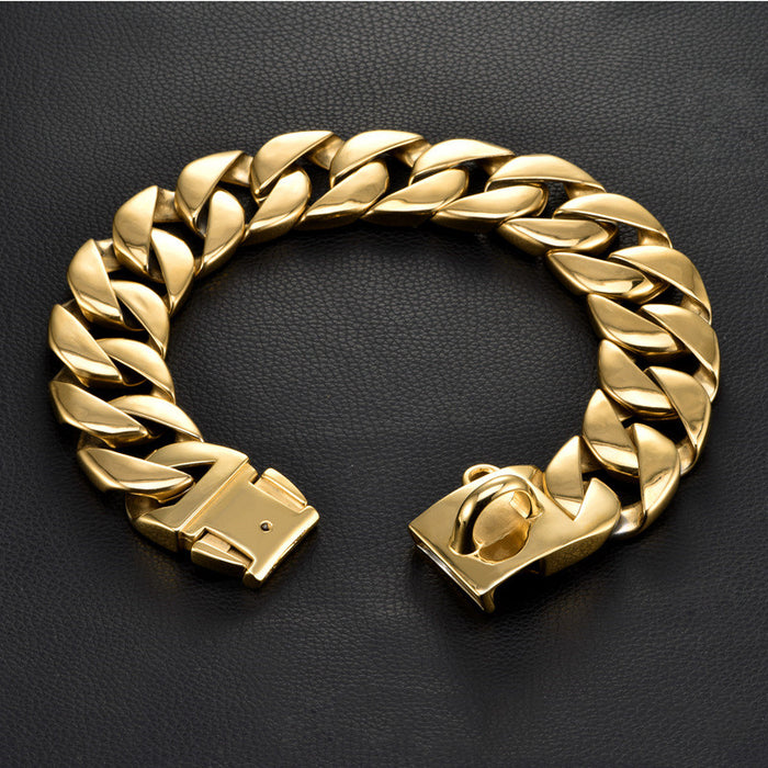 Make a statement with the 42mm Heavy Duty Cuban Chain Dog Collar